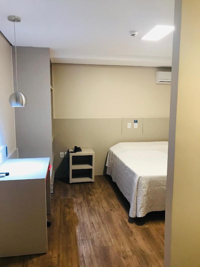 Hiber Hotel - Acesso A Chapeco Bagian luar foto