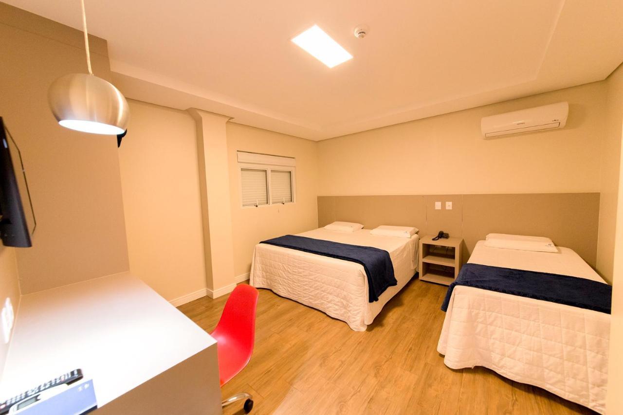 Hiber Hotel - Acesso A Chapeco Bagian luar foto