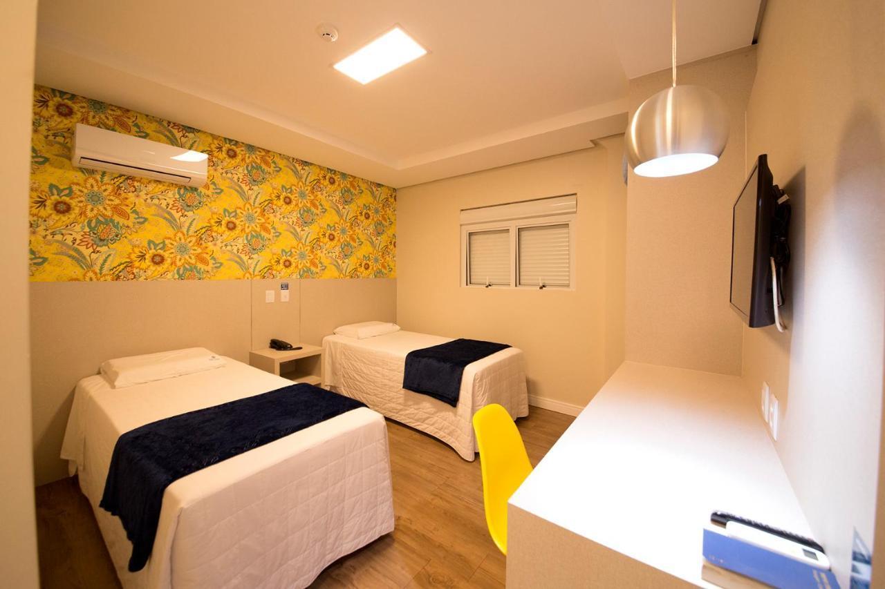 Hiber Hotel - Acesso A Chapeco Bagian luar foto