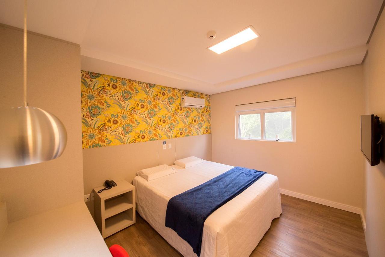 Hiber Hotel - Acesso A Chapeco Bagian luar foto