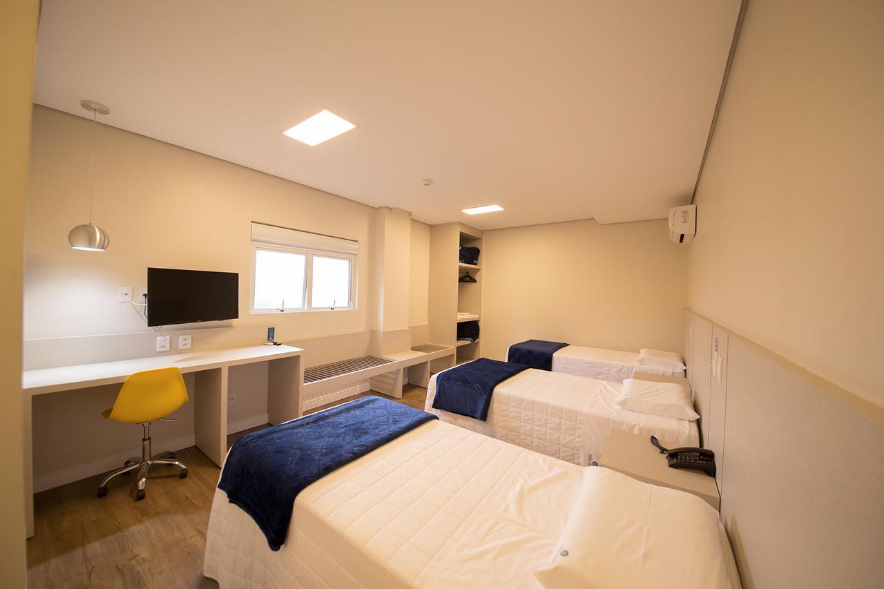 Hiber Hotel - Acesso A Chapeco Bagian luar foto