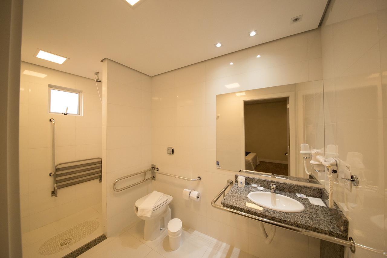 Hiber Hotel - Acesso A Chapeco Bagian luar foto